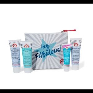 [FIRST AID BEAUTY] 4pc